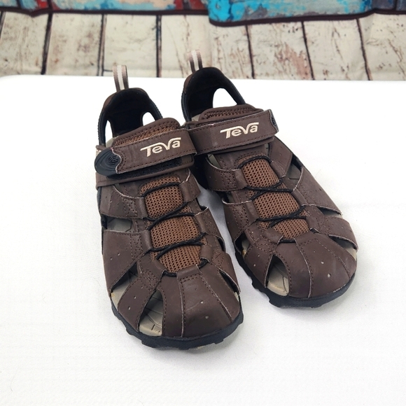 Teva Fore Bay Outdoor Brown Sandal - Picture 3 of 7